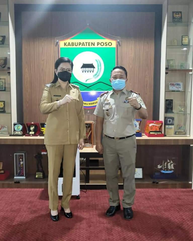 Foto bersama Bupati Poso dan Kepala ATR/BPN Poso Yang Baru. FOTO : Dokumen